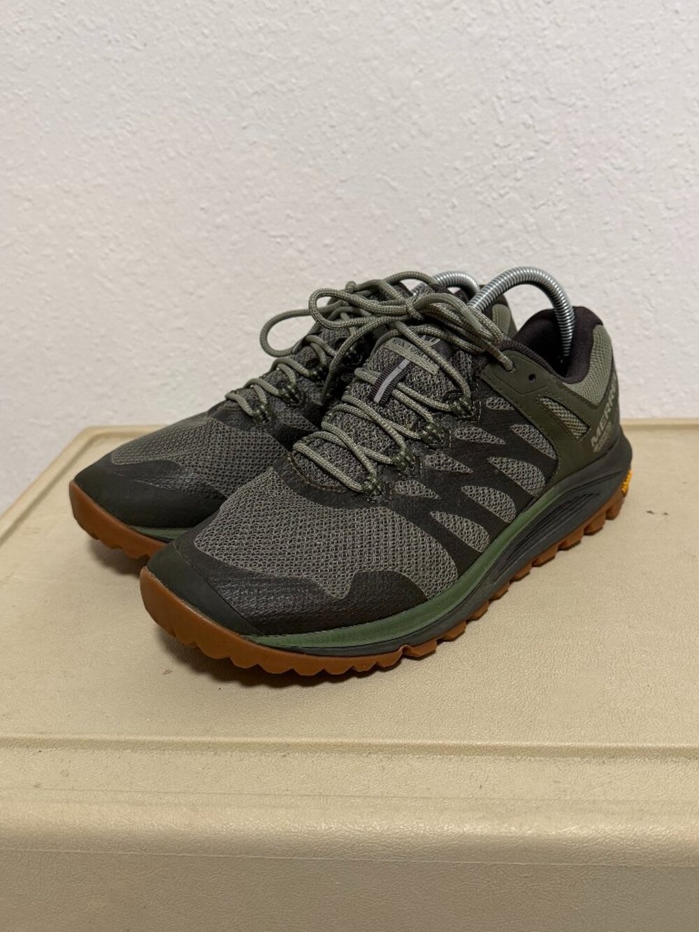 Merrell Nova 2 Gore-Tex Trail Running Shoes Hiking Invisible Fit Men's size 8W